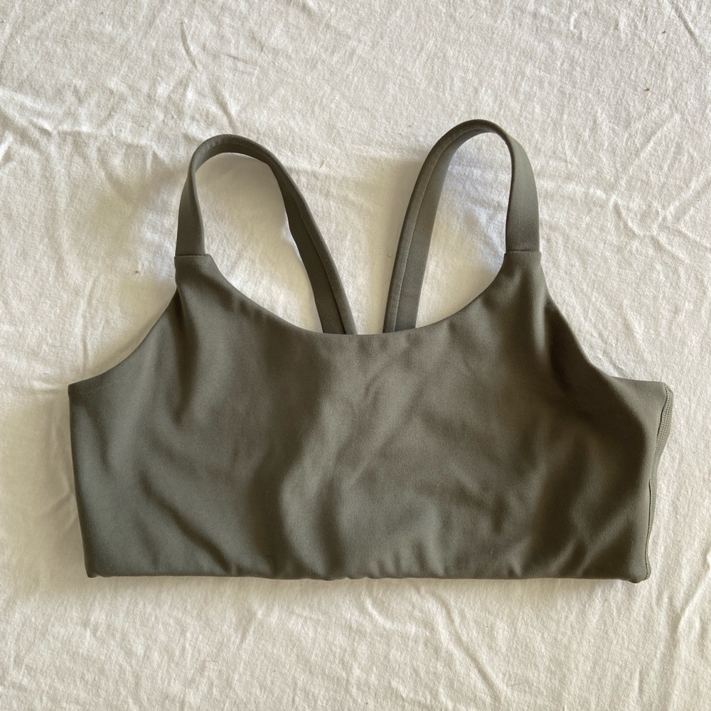 Girlfriend collective lou sports bra spruce green